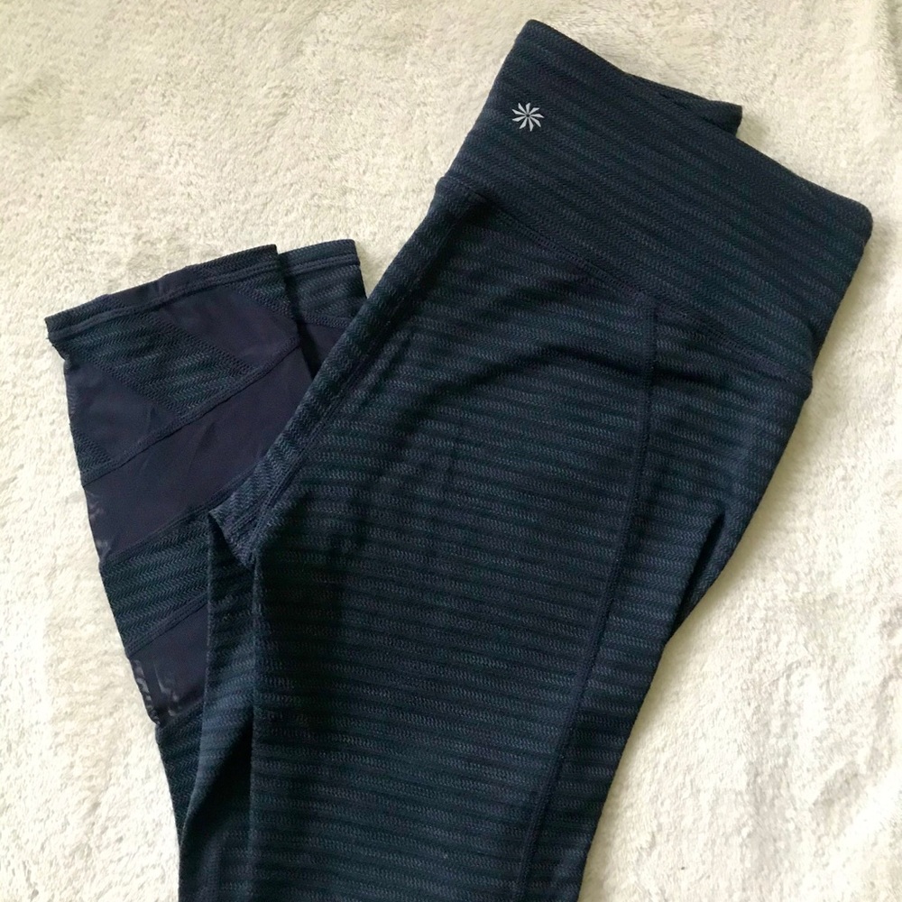 Athleta Jacquard Mantra Capri Legging- Navy Blue - Picture 3 of 6